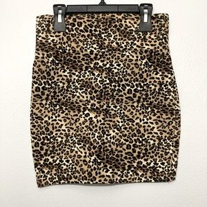 Charlotte Russe leopard Print Bodycon Mini Skirt Sz S NWT